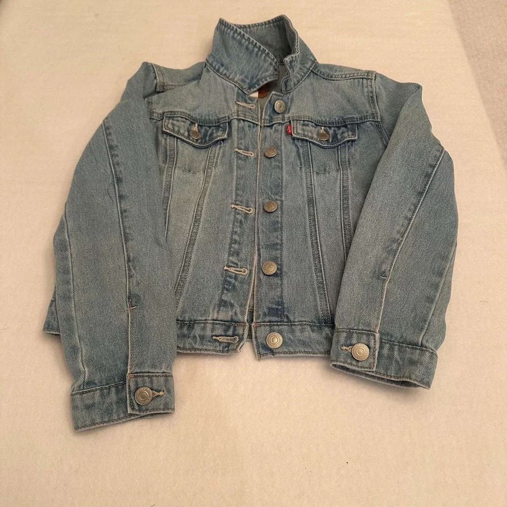 Levis Denim Jacket Girls M 10 to 12 Kids Light Wash Trucker Cropped Button Front